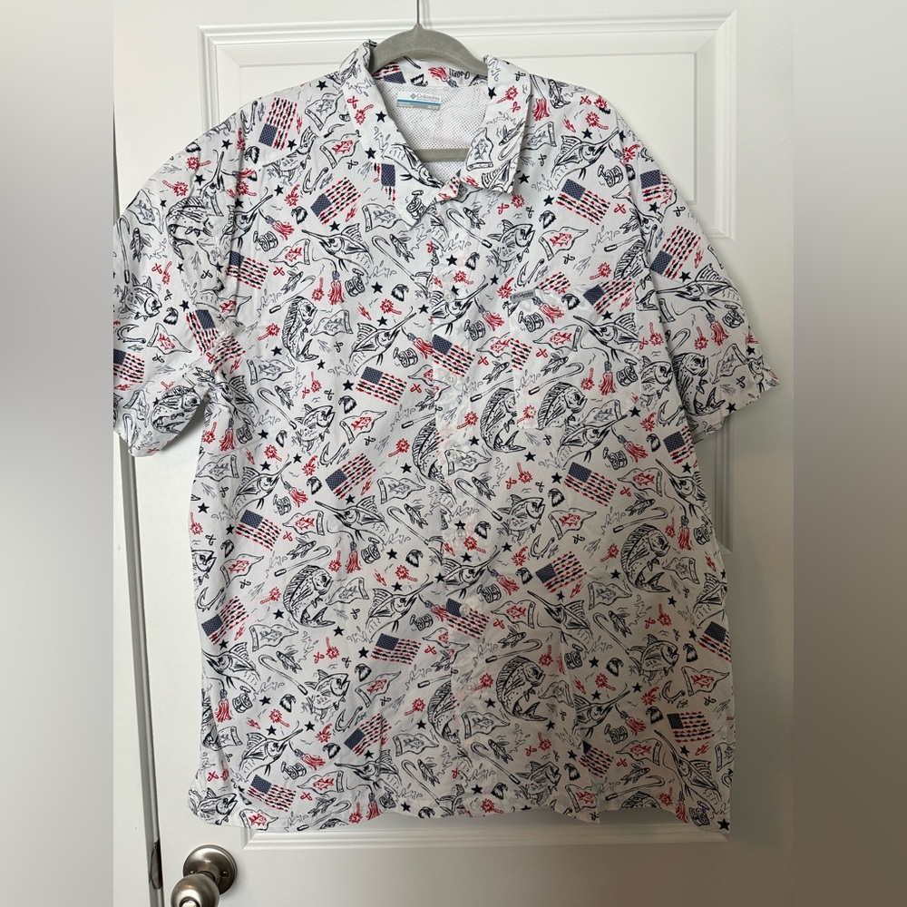 Columbia- American Flag Fish PFG Shirt- Size 3X